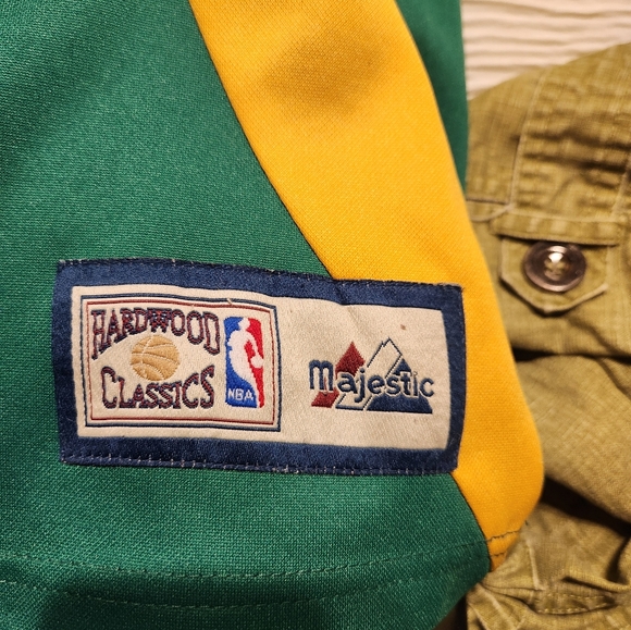 Vintage Celtics polo - Picture 2 of 7